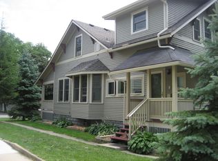 215 Oakwood Ave, Ypsilanti, MI