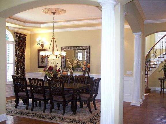 5th image of 821 Braemar Ln