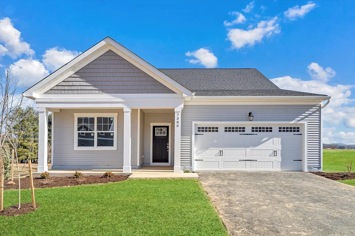 3 bed, 1675 sqft, $1,800 — Photo 1