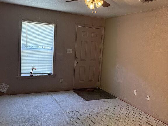 2nd image of 2408 Stevenson St
