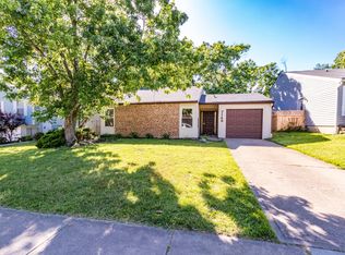 7148 Woodridge Dr, Cincinnati, OH 45230