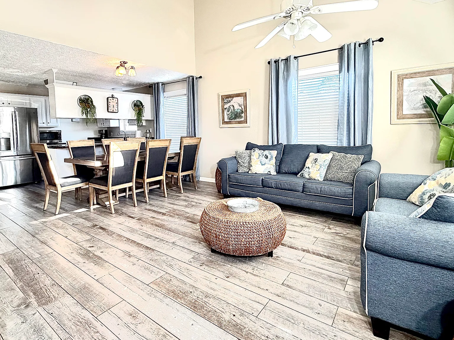 3 bed, 1432 sqft, $1,800 — Photo 3