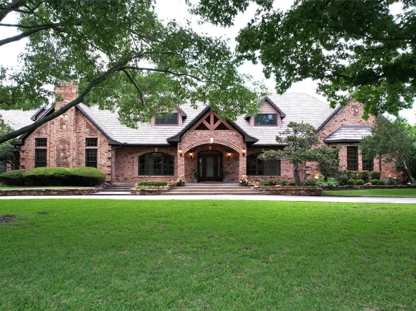 217 Sunray Ln, Sunnyvale, TX 75182