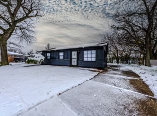 1888 Andover Ct, Chicago Heights, IL 60411