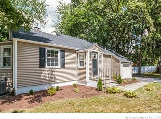 4 Heathcote Rd, Norwalk, CT 06851
