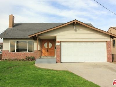 1439 W 121st St, Los Angeles, CA, 90047