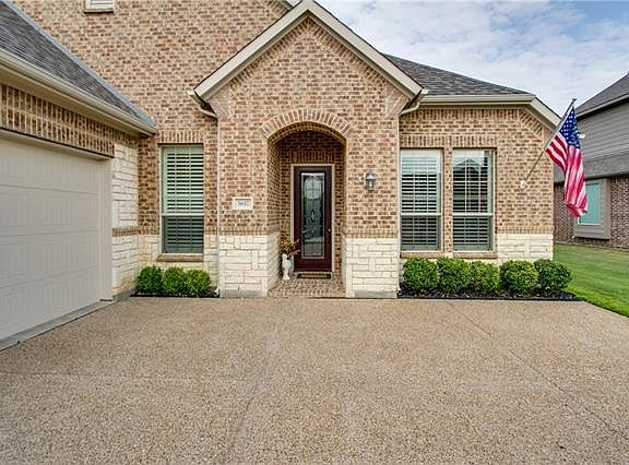 3rd image of 5617 Suncrest Dr