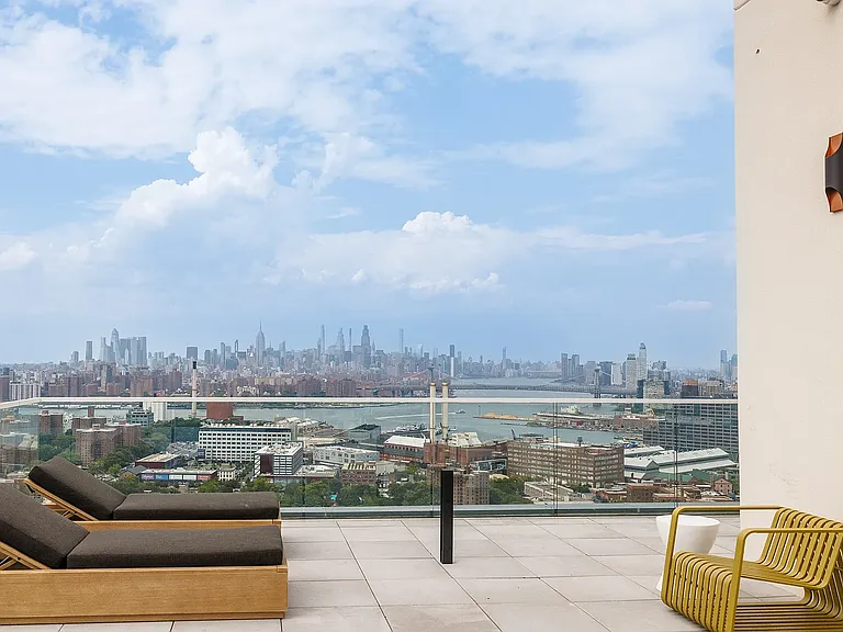 240 Willoughby St #12Q — Photo 41