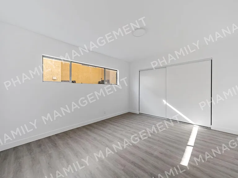 1107 S Marguerita Ave #6 — Photo 5
