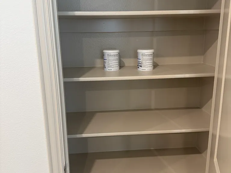 Kitchen pantry
