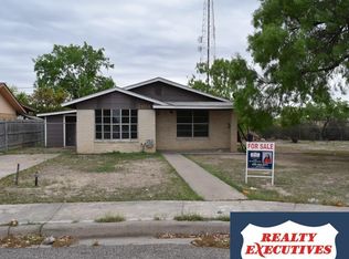 2104 Spicewood Dr, Eagle Pass, TX 78852