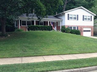 5115 Holden St, Fairfax, VA 22032