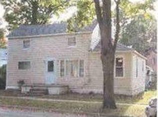 214 East St, Jonesville, MI