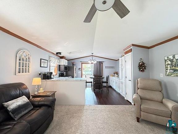 5th image of 8 Balsam Way