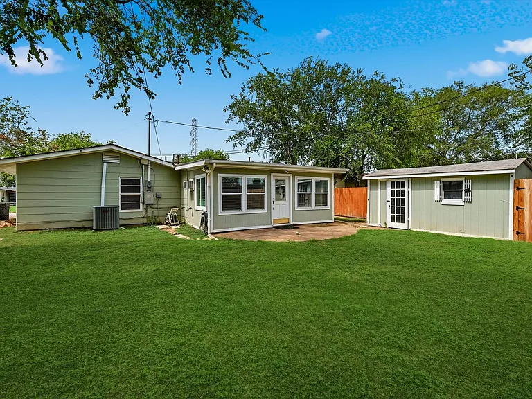 231 Cicero Dr — Photo 26