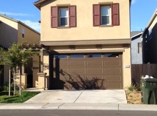 8901 Robbins Rd, Sacramento, CA 95829