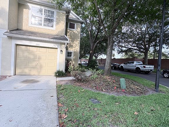 2nd image of 1501 Florentino Ln