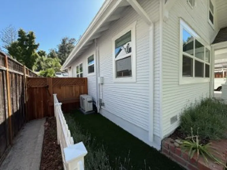 111 Loma Alta Ave — Photo 3