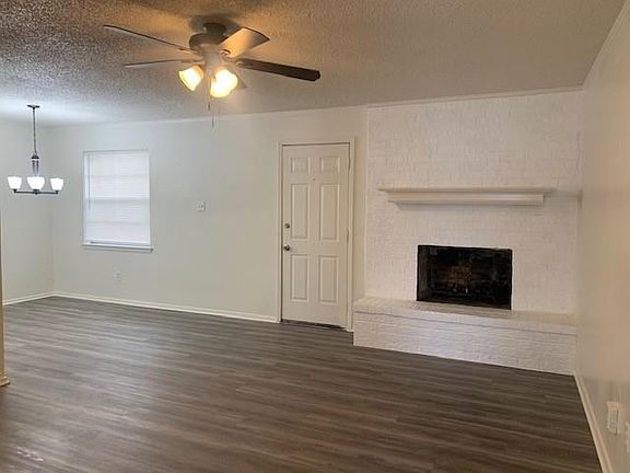 3rd image of 2812 Eddie Pl #2812