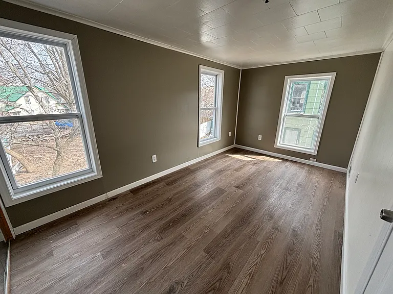 905 Salina St — Photo 15