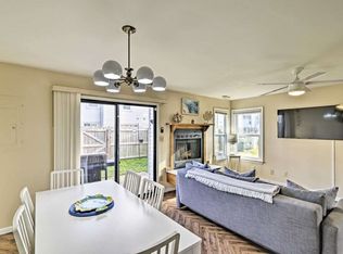 1525 Sword Dancer Dr, Virginia Beach, VA 23454