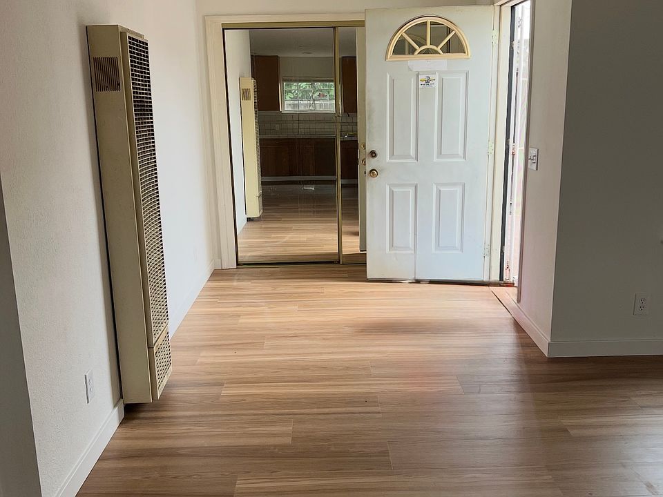 1st image of 1017 Empey Way