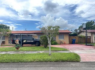 8220 SW 43rd St, Miami, FL 33155