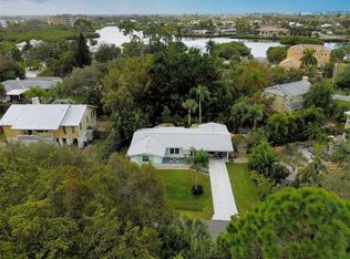 41 Westview Dr, Osprey, FL 34229