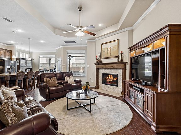 5th image of 5128 Dominica Ln