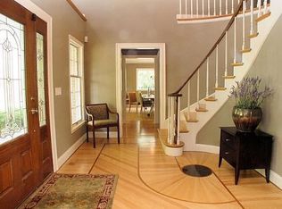 5 Foxshire Ct, South Barrington, IL 60010