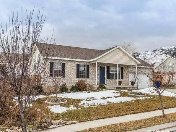 257 W Lake Mountain Dr, Saratoga Springs, UT 84045