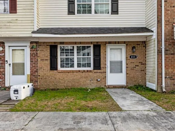 411 Myrtlewood Cir, Jacksonville, NC 28546