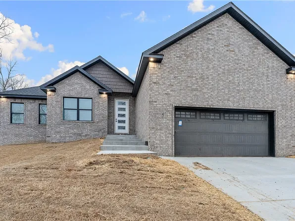 5 Canobie Ln, Bella Vista, AR 72715