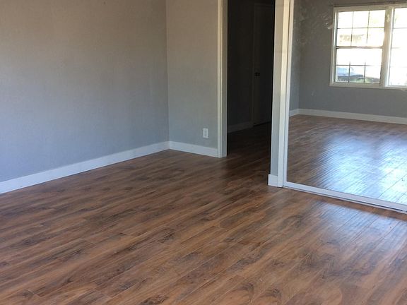 5th image of 1662 S Wilton Pl