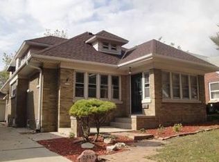 2345 N 60th St, Wauwatosa, WI 53210