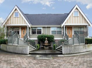 4422 Eastern Ave N, Seattle, WA 98103