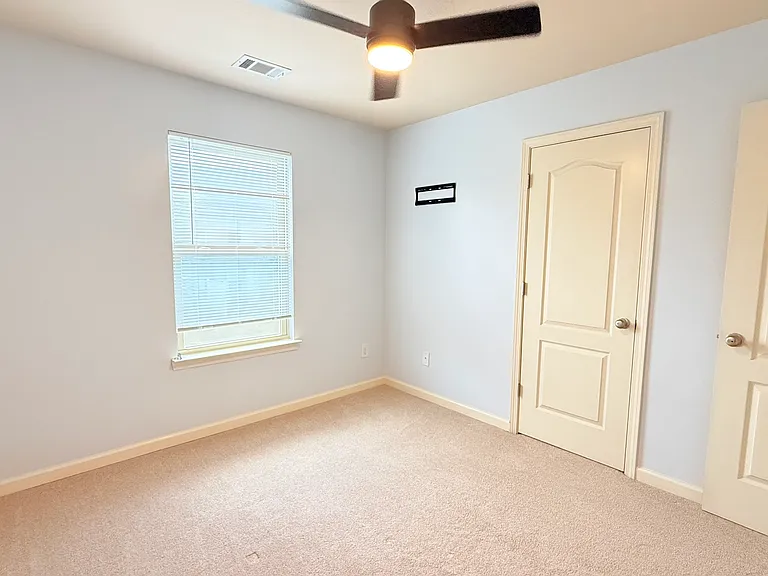 2333 Chancery Mill Ln — Photo 39
