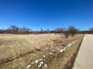 Monterey Dr, Batavia, IL 60510