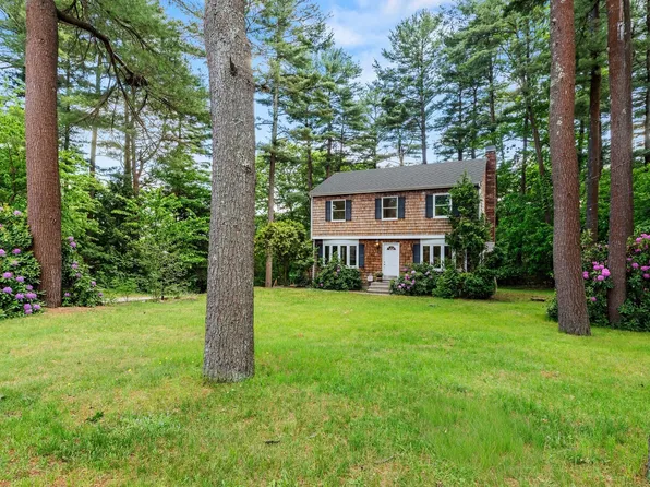 7 Sharon Ave, Norfolk, MA 02056