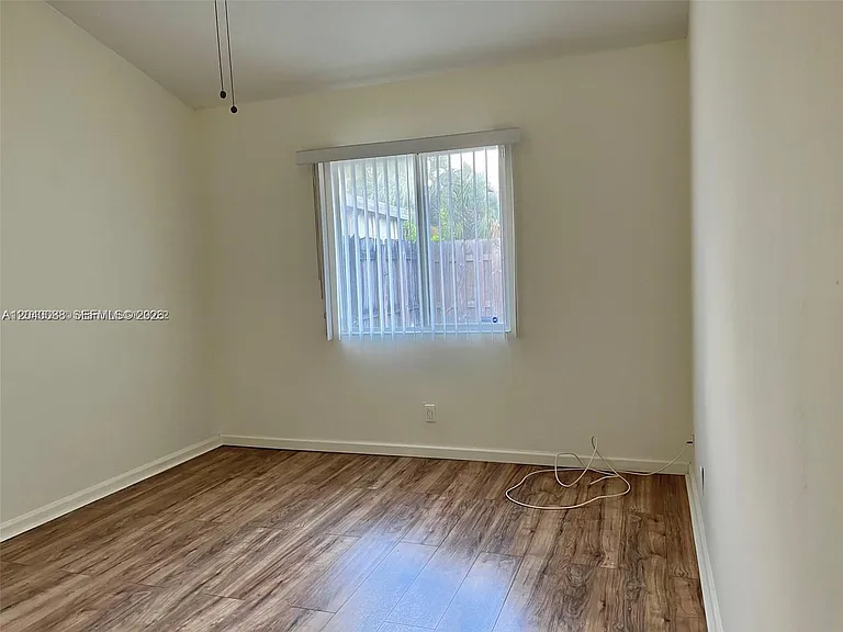 7321 Tam Oshanter Blvd — Photo 7