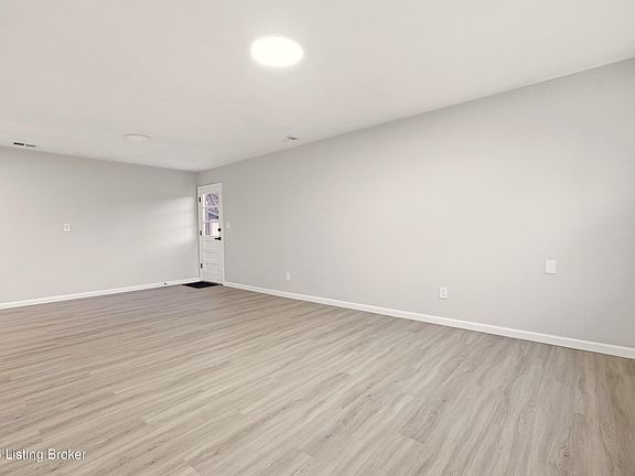 4th image of 4705 Marcy Ave