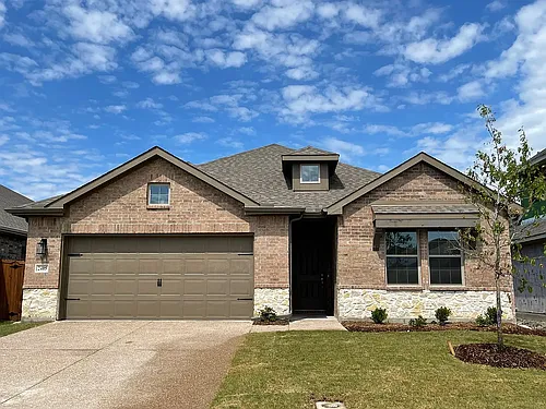 2405 Lovegrass Ln Photo 1