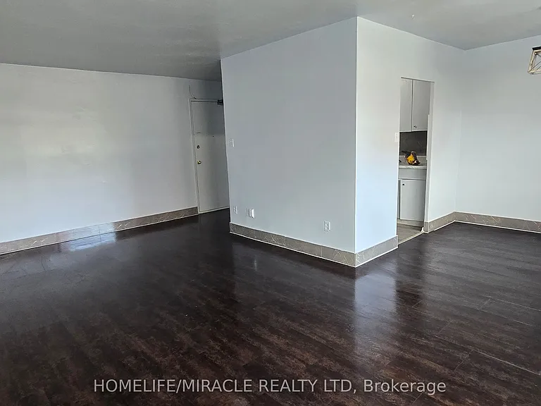 1651 Victoria Park Ave #302 — Photo 11