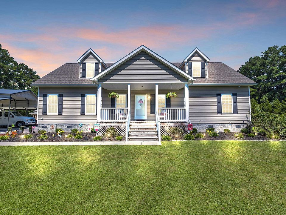 1st image of 381 Saint Ives Rd.