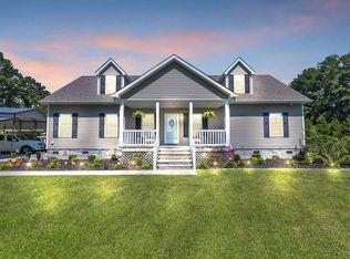 381 Saint Ives Rd., Longs, SC 29568