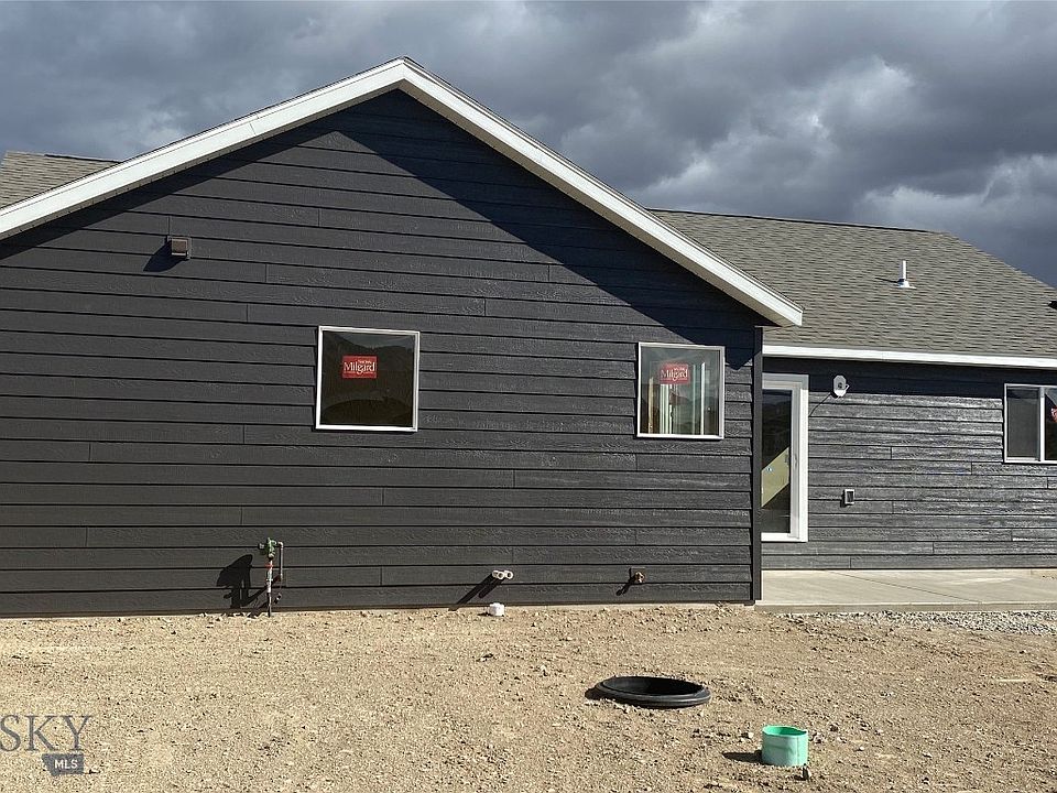 2nd image of 17 Ashley Dr