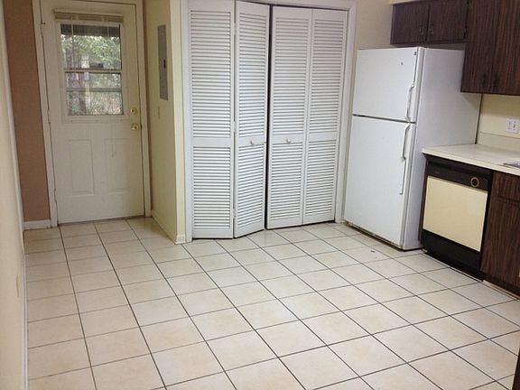5th image of 715 Sunbright Dr