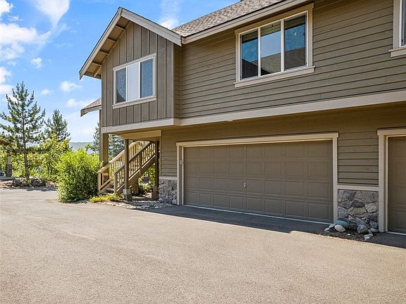 Spacious 2 car garage for storage of all your sporting toys and vehicles.