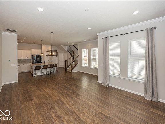 3rd image of 13103 Pennington Rd