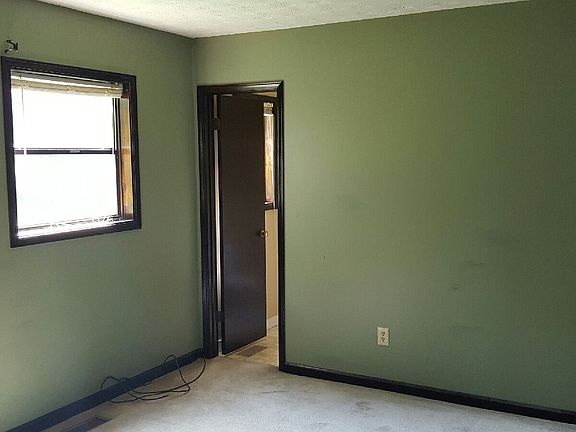 5th image of 118 Belmont Ln